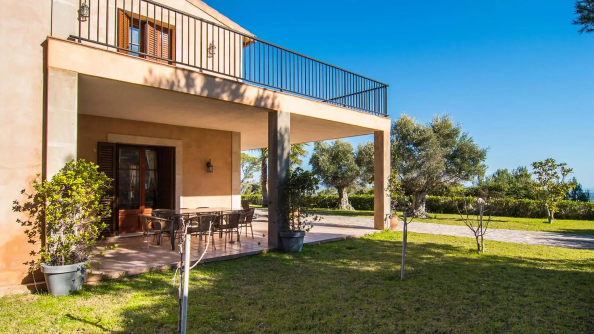 Dues Villa Manacor  Manacor (Mallorca)